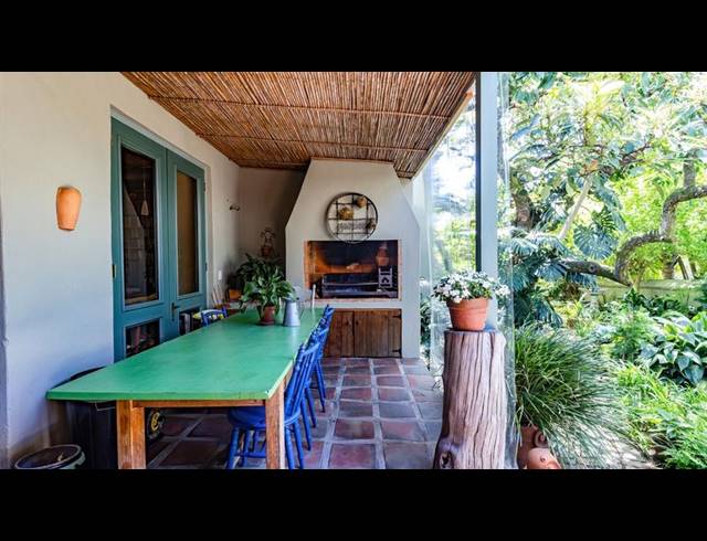 5 BEDROOM HOUSE FOR SALE IN PAARL CENTRAL WEST